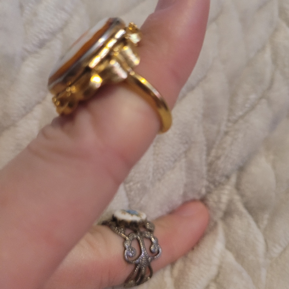 Flower rings - Picture 5 of 5